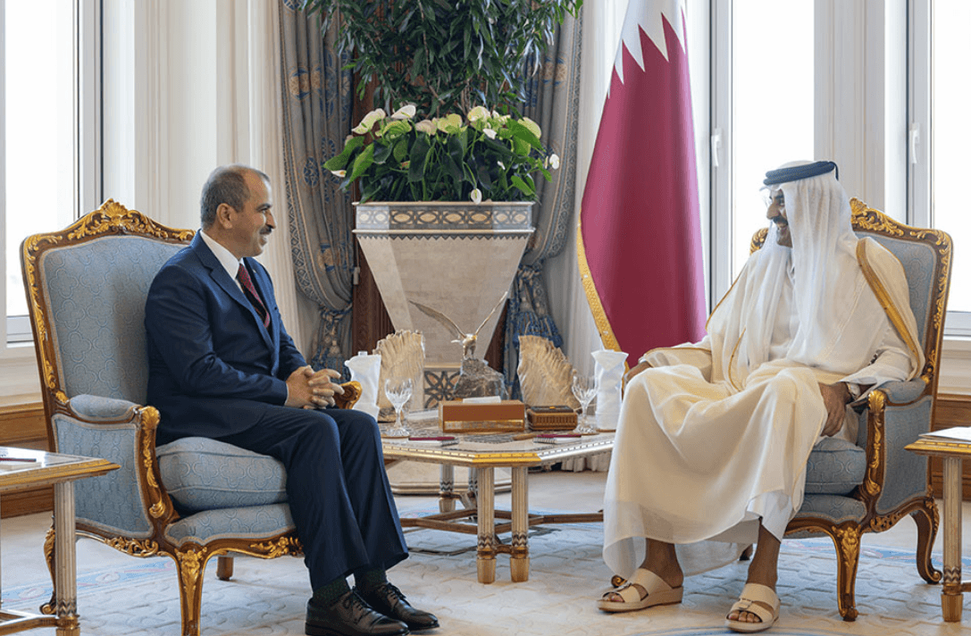 سمو الأمير يتسلم أوراق اعتماد ثلاثة سفراء جدد