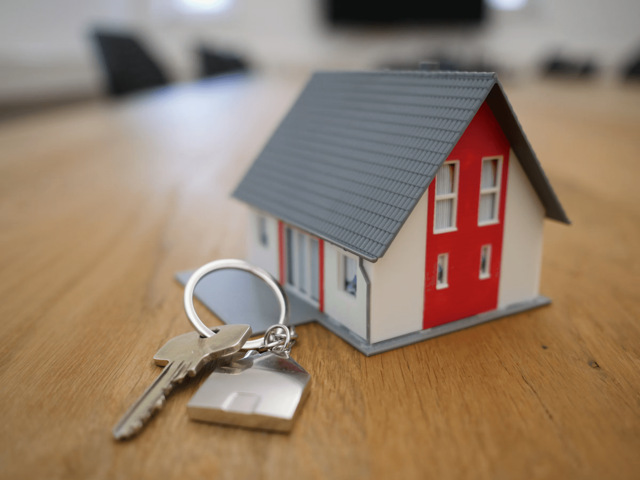 Real Estate Commissions in Qatar: Rates & Tips